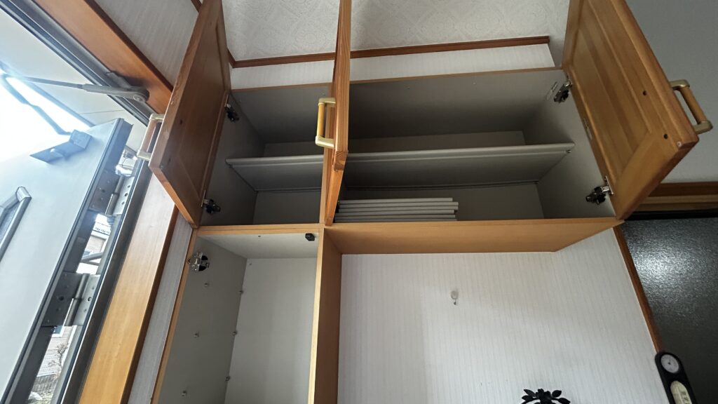 生前整理
pre-decluttering
シニアの断捨離
senior decluttering
高齢者の片付け
decluttering for seniors
親の家の片付け
decluttering parents’ home
実家の整理
family home organization
断捨離
decluttering
ミニマリズム
minimalism
ミニマリストな暮らし
minimalist lifestyle
手放す暮らし
letting go
片付けのコツ
decluttering tips
捨てられない理由
emotional decluttering
片付けの心理
decluttering mindset
安心できる片付け
gentle decluttering
シニアライフ
senior lifestyle
人生を整える
intentional living
整理収納サポート
professional organizing
片付けサポート
decluttering support
ライフオーガナイズ
life organization
玄関整理
entryway organization
pre-decluttering
senior decluttering
decluttering for seniors
gentle decluttering
minimalist lifestyle
professional organizing
intentional living