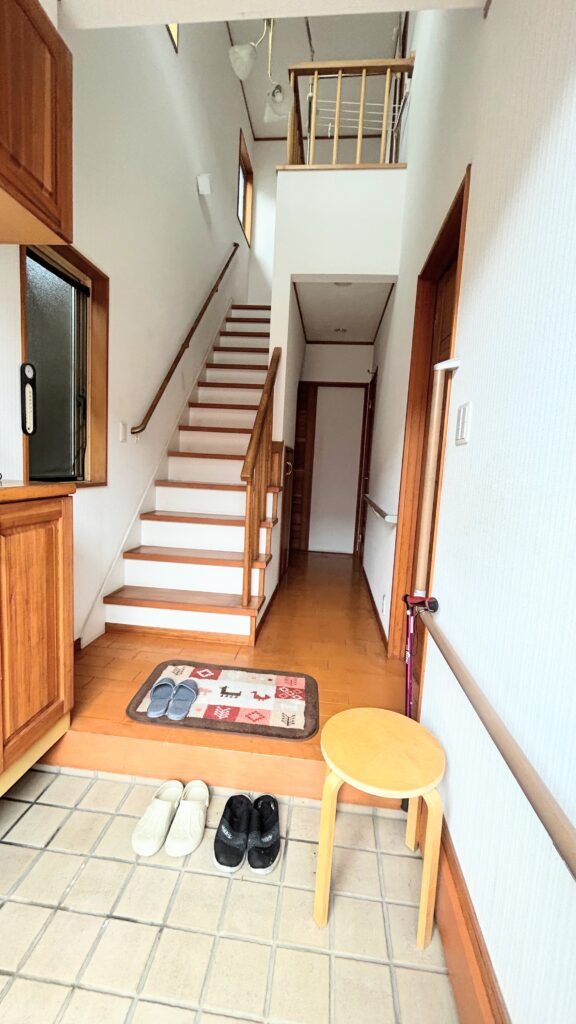 生前整理
pre-decluttering
シニアの断捨離
senior decluttering
高齢者の片付け
decluttering for seniors
親の家の片付け
decluttering parents’ home
実家の整理
family home organization
断捨離
decluttering
ミニマリズム
minimalism
ミニマリストな暮らし
minimalist lifestyle
手放す暮らし
letting go
片付けのコツ
decluttering tips
捨てられない理由
emotional decluttering
片付けの心理
decluttering mindset
安心できる片付け
gentle decluttering
シニアライフ
senior lifestyle
人生を整える
intentional living
整理収納サポート
professional organizing
片付けサポート
decluttering support
ライフオーガナイズ
life organization
玄関整理
entryway organization
pre-decluttering
senior decluttering
decluttering for seniors
gentle decluttering
minimalist lifestyle
professional organizing
intentional living