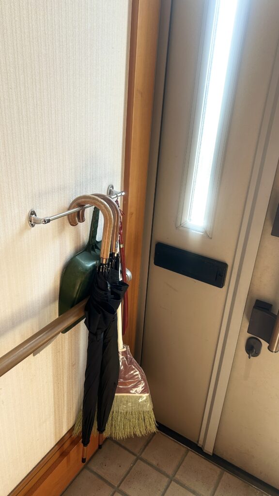 生前整理
シニアの暮らし
親の家の片付け
整理収納サポート
思い出
鈴木 ゆり
埼玉
東京
EndOfLifeOrganizing
SeniorLiving
AgingWithDignity
LifeOrganizing
HomeOrganization
OrganizedLiving
Decluttering
Downsizing
MemoryCorner
RespectfulLiving
MindfulLiving
OrganizingWithCare