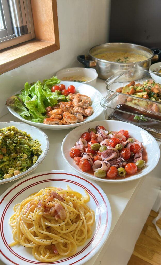 cooking meal healthy lunch veggie lunch dinner home cooking 料理 家事代行 調理 作り置き ワンオペ 主婦 子育て 共働き キャリア 独身 女性活躍推進 鈴木 ゆり アスリートフードマイスター