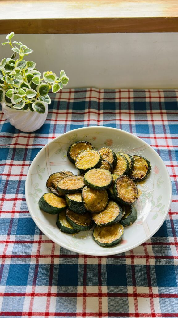cooking meal healthy lunch veggie lunch dinner home cooking 料理 家事代行 調理 作り置き ワンオペ 主婦 子育て 共働き キャリア 独身 女性活躍推進 鈴木 ゆり アスリートフードマイスター