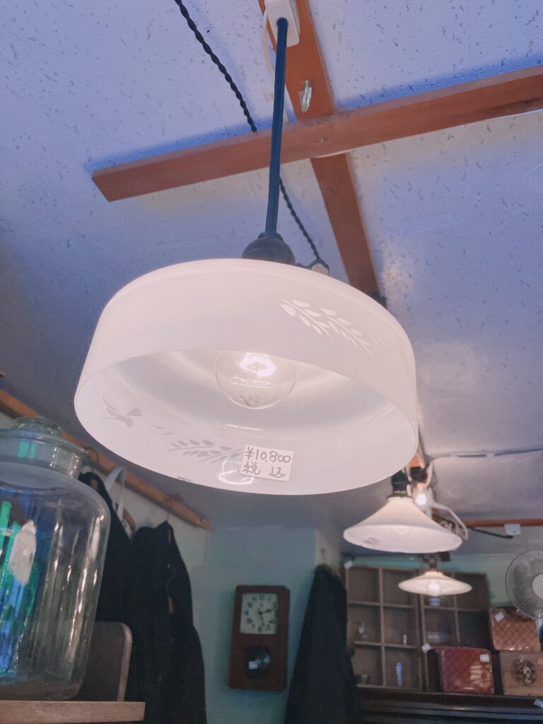 #高円寺
#昭和レトロ
#昭和レトロインテリア
#レトロ家具
#ヴィンテージ家具
#インテリア
#部屋づくり
#整理収納
#片付け
#東京散策
#Koenji
#ShowaRetro
#JapaneseRetro
#JapaneseInterior
#VintageJapaneseFurniture
#VintageInterior
#InteriorInspiration
#JapaneseHome
#Decluttering
#TokyoLife