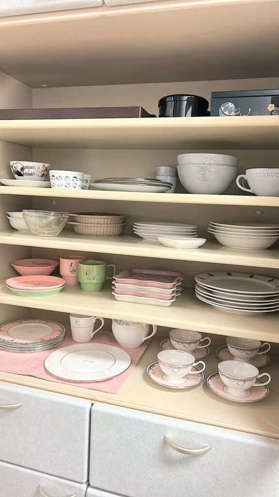 収納　片付け　断捨離　暮らし　主婦　ママ　丁寧　スッキリ　共働き　一人暮らし　フランフラン　ジルスチュワート　食器　オトナ女子　整理収納　鈴木　ゆり　お片づけサロン　NHK 監修　Amazon 楽天　雑貨　youtube