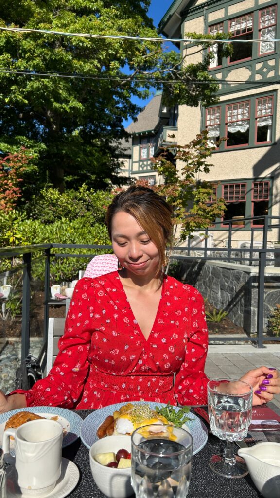 カナダ　エンプレス　ハイティ　アフタヌーンティ　鈴木　ゆり　　バンクーバー　ビクトリア　ウィスラー　旅行　ブログ　フェアモント　アビゲイル　Abigail The tea of Victoria fairmont empress 起業女子　ラジオ　片付け　お片づけサロン　ブログ　インテリア