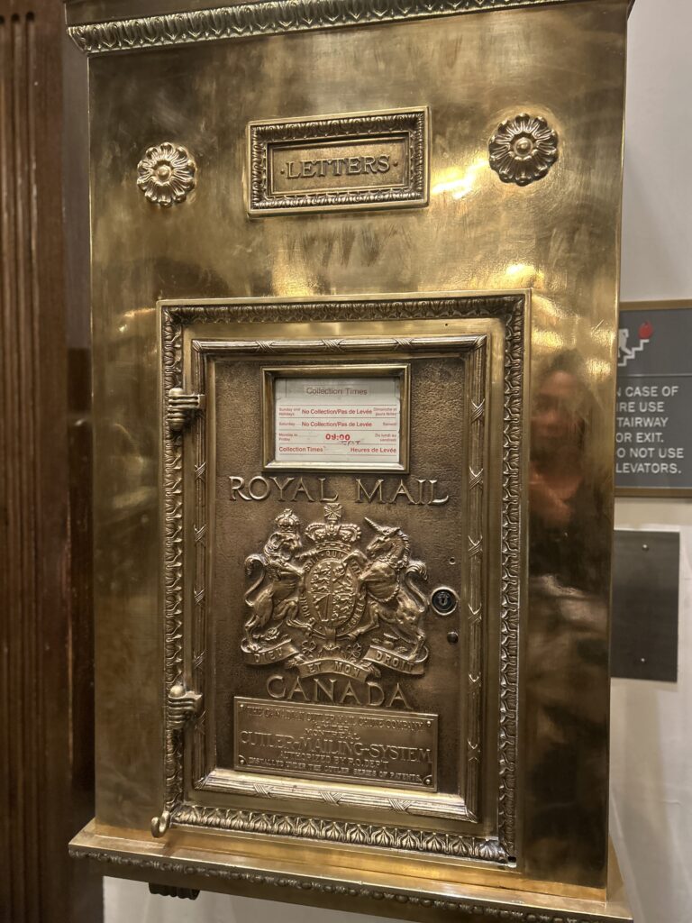 カナダ　エンプレス　ハイティ　アフタヌーンティ　鈴木　ゆり　　バンクーバー　ビクトリア　ウィスラー　旅行　ブログ　フェアモント　アビゲイル　Abigail The tea of Victoria fairmont empress 起業女子　ラジオ　片付け　お片づけサロン　ブログ　インテリア