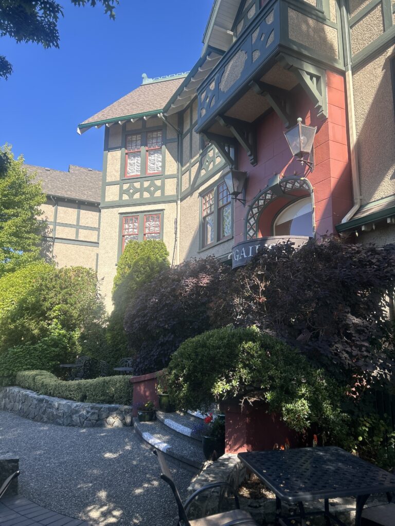 カナダ　エンプレス　ハイティ　アフタヌーンティ　鈴木　ゆり　　バンクーバー　ビクトリア　ウィスラー　旅行　ブログ　フェアモント　アビゲイル　Abigail The tea of Victoria fairmont empress 起業女子　ラジオ　片付け　お片づけサロン　ブログ　インテリア