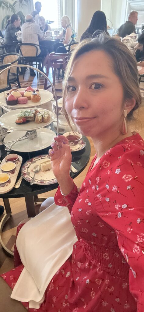 カナダ　エンプレス　ハイティ　アフタヌーンティ　鈴木　ゆり　　バンクーバー　ビクトリア　ウィスラー　旅行　ブログ　フェアモント　アビゲイル　Abigail The tea of Victoria fairmont empress 起業女子　ラジオ　片付け　お片づけサロン　ブログ　インテリア