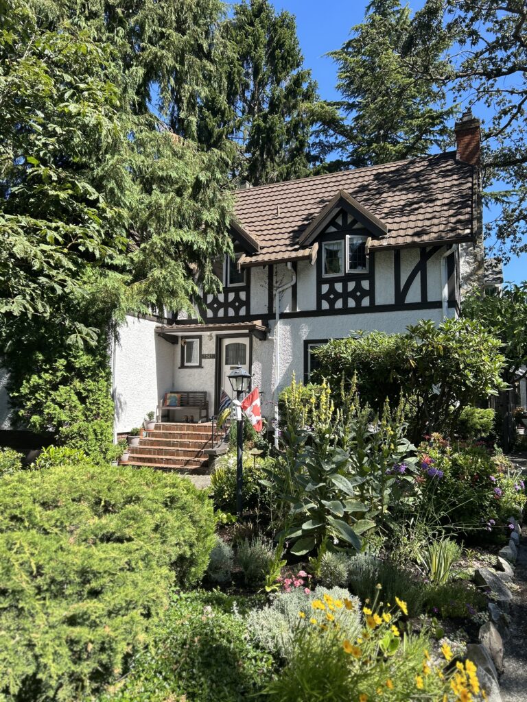 カナダ　エンプレス　ハイティ　アフタヌーンティ　鈴木　ゆり　　バンクーバー　ビクトリア　ウィスラー　旅行　ブログ　フェアモント　アビゲイル　Abigail The tea of Victoria fairmont empress 起業女子　ラジオ　片付け　お片づけサロン　ブログ　インテリア