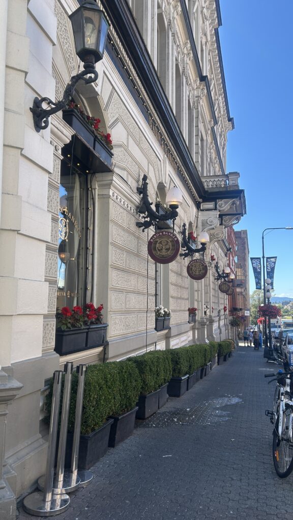 カナダ　エンプレス　ハイティ　アフタヌーンティ　鈴木　ゆり　　バンクーバー　ビクトリア　ウィスラー　旅行　ブログ　フェアモント　アビゲイル　Abigail The tea of Victoria fairmont empress 起業女子　ラジオ　片付け　お片づけサロン　ブログ　インテリア