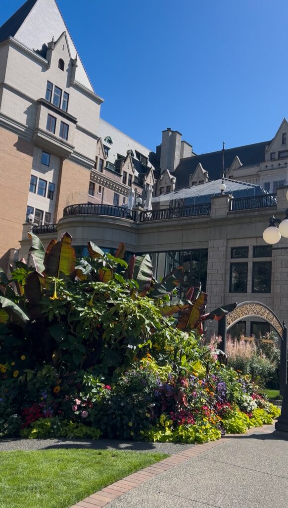 カナダ　エンプレス　ハイティ　アフタヌーンティ　鈴木　ゆり　　バンクーバー　ビクトリア　ウィスラー　旅行　ブログ　フェアモント　アビゲイル　Abigail The tea of Victoria fairmont empress 起業女子　ラジオ　片付け　お片づけサロン　ブログ　インテリア