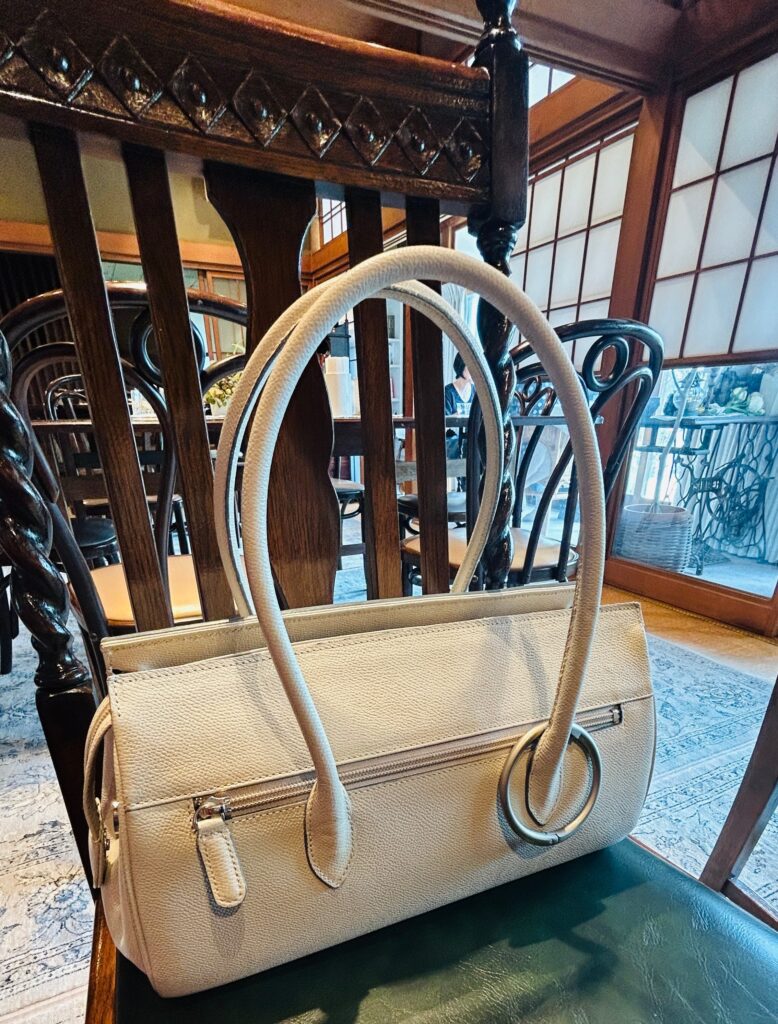 バッグハンガー　監修　インフルエンサー　spark joy living item goods product  Suzuki Yuri organize small space home bag  Hanger travel