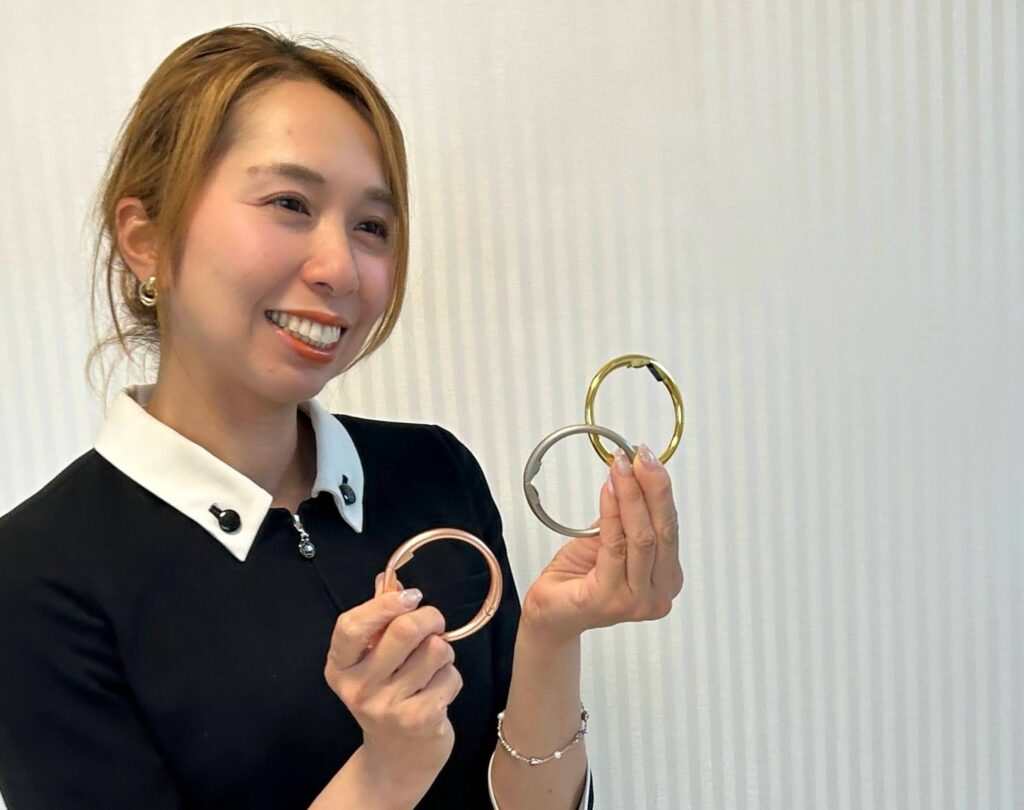 バッグハンガー　監修　インフルエンサー　spark joy living item goods product Suzuki Yuri organize small space home bag 　closet tidy keep rack coat headphone kitchen desk work