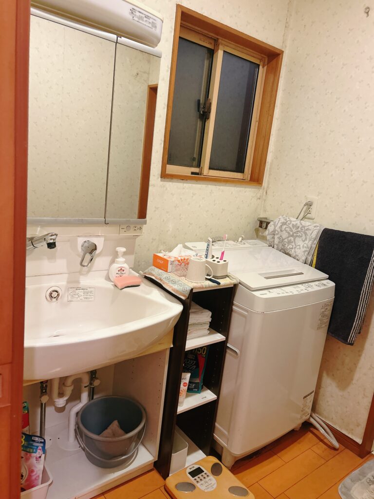 Senior home organization
Decluttering for seniors
Home organization tips
Minimalism for seniors
生活・健康・快適さ
Healthy living
Comfortable living at home
Stress-free home
Life simplification
日本文化・家庭料理
Japanese home cooking
Healthy Japanese meals
Family-friendly Japanese recipes
生前整理 終活
買取 不用品 断捨離 シニア 高齢者